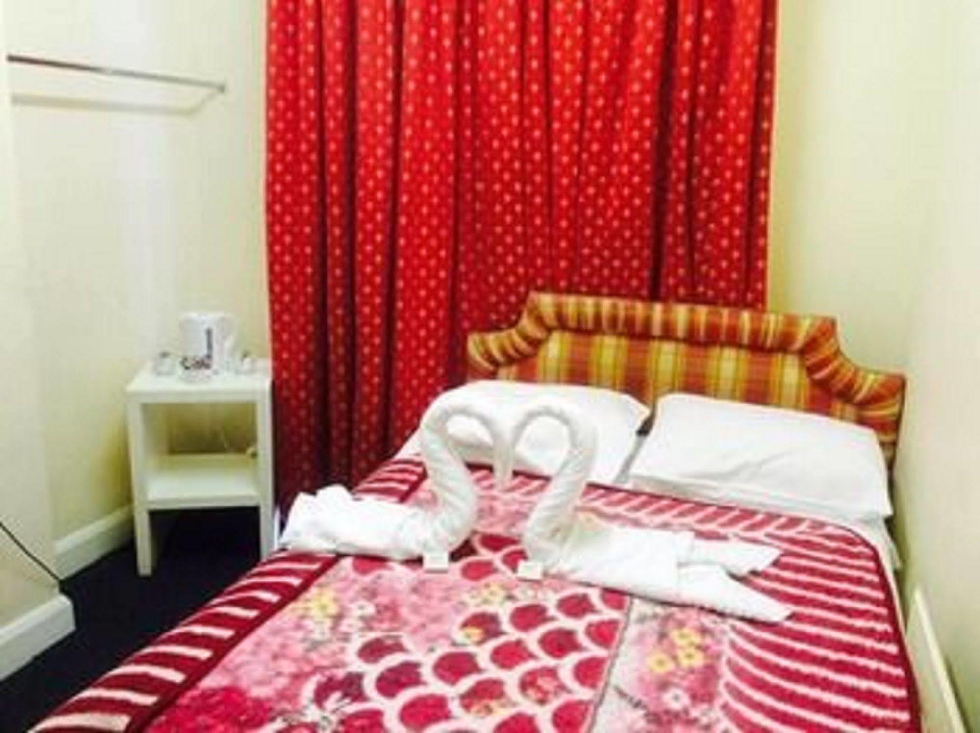Golden Star Hotel London Ngoại thất bức ảnh